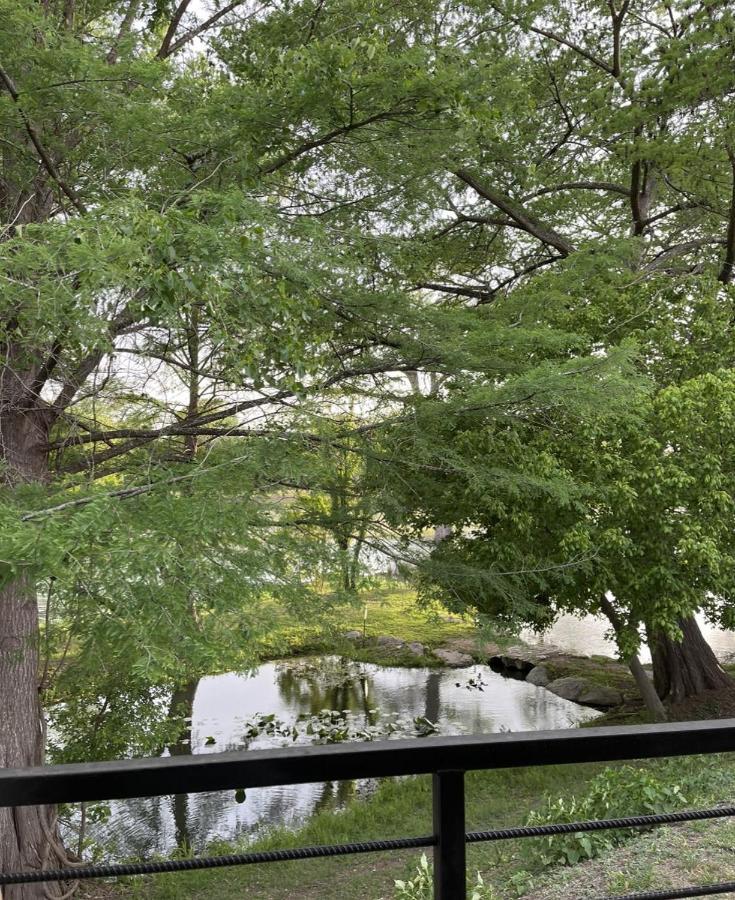 Htr Tx Hill Country Campground Kerrville Εξωτερικό φωτογραφία